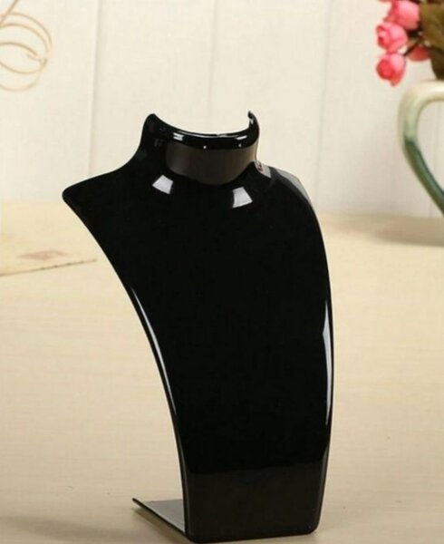 Présentoir a bijoux portrait