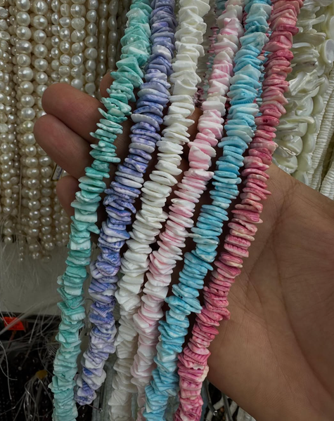 Зергерчилик үчүн табигый кабык мончоктору-түстүү, жалпак, тегиз эмес