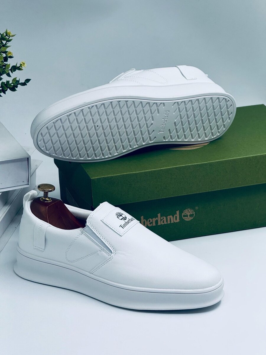 TIMBERLAND ALL WHITE