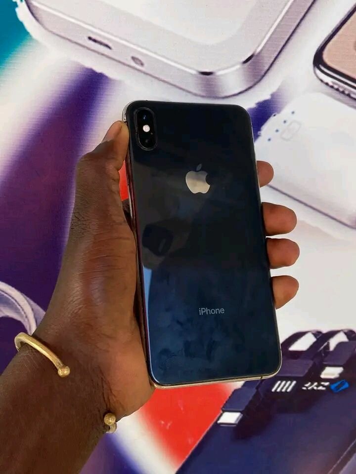 iPhone X 64GB Noir Débloqué