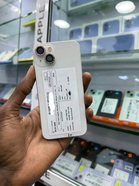 iPhone dernière génération blanc