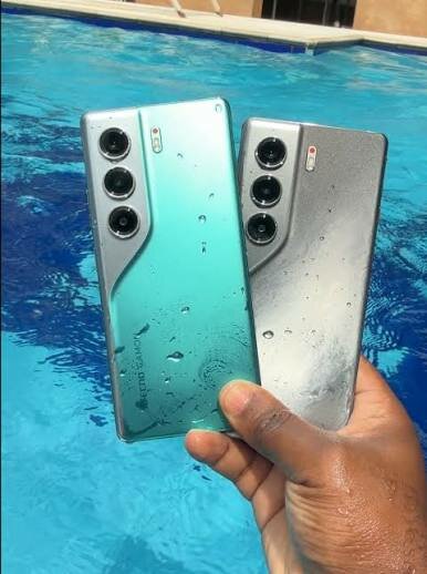 Tecno Camon 40 Pro Étanche