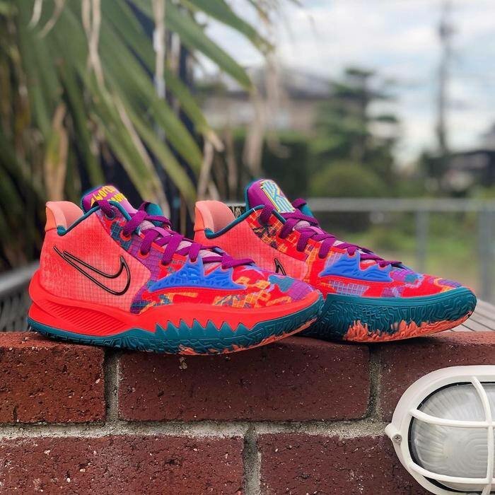 Chaussures de sport multicolores