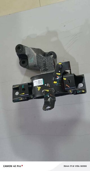 Support moteur gauche DZIRE