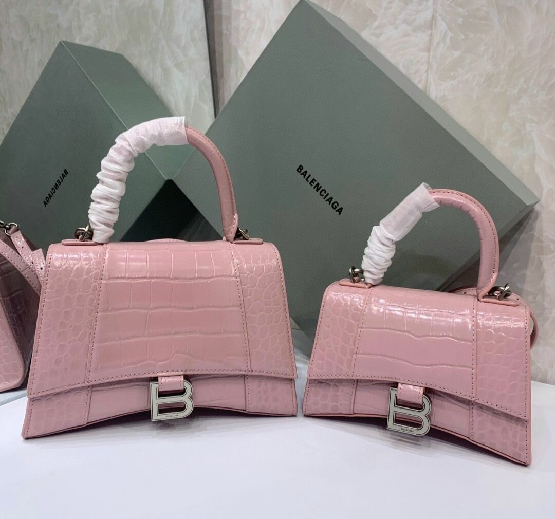 Sac à main rose élégant