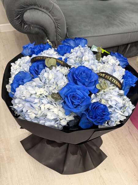 Цветы после др, продам себесто