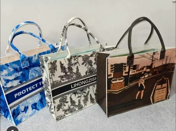 Sacs fourre-tout élégants imprimés