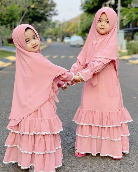 Robe Hijab Enfant Élégante