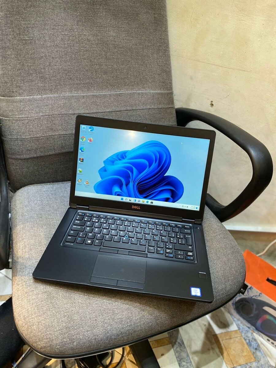 Dell latitude 5480 core i3 7th gen