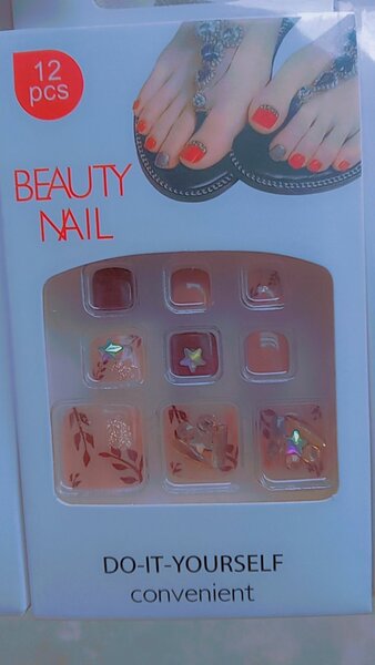 Press On Nails