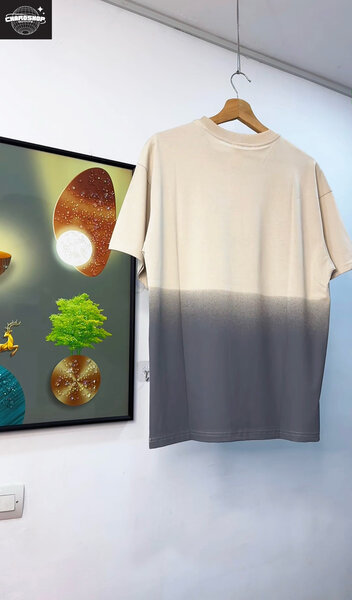 T-shirt dégradé moderne