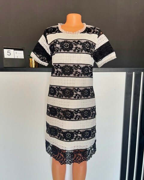  women's beautiful dress 