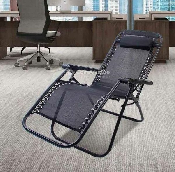 Chaise longue pliable extérieure