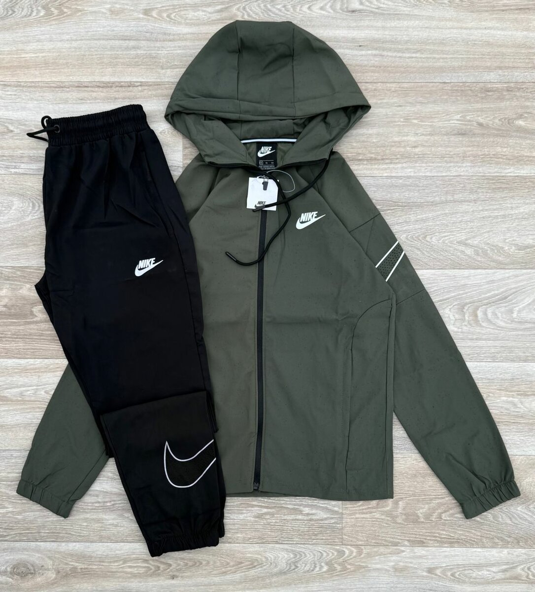 Ensemble de survêtement Nike homme