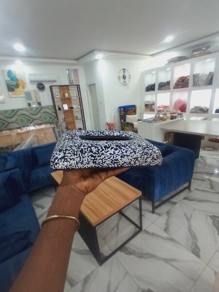 Boîte à mouchoirs élégante