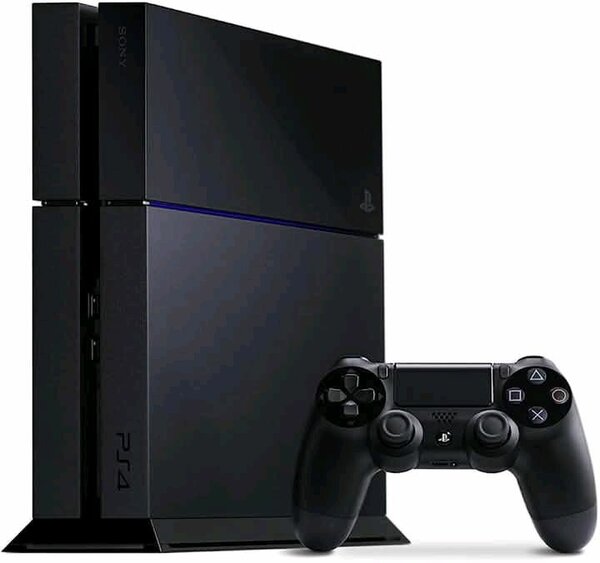 Console PlayStation 4 avec manette noire