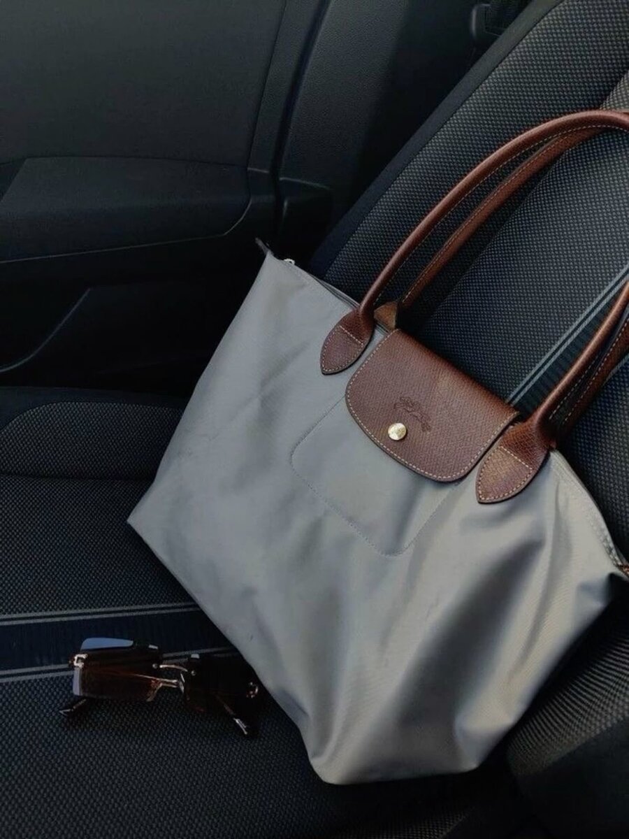 Sac à main long champ