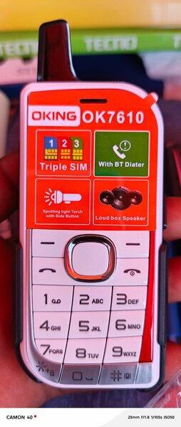 Téléphone OKING OK7610 Triple SIM