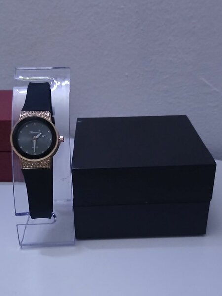 Montre Femme Élégante Noir