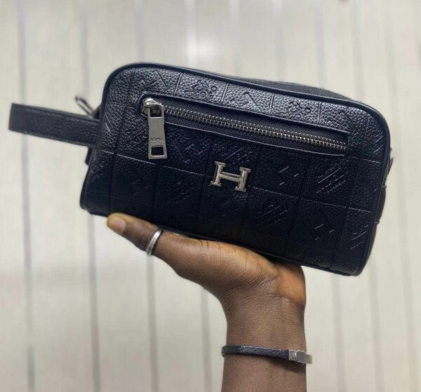 Pochette en cuir noir Hermès