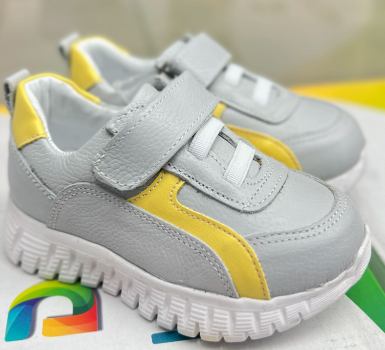 Кроссововки из кожи на облегченной подошве на узкую ножку и средний подъем. 🏷️размеры 21-25