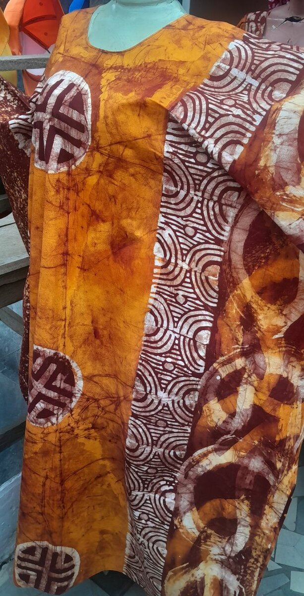 Robe colorée en coton