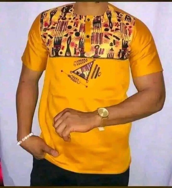 T-shirt africain en tissu imprimé