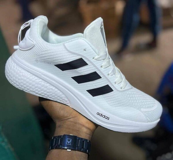 Adidas chaussure de sport