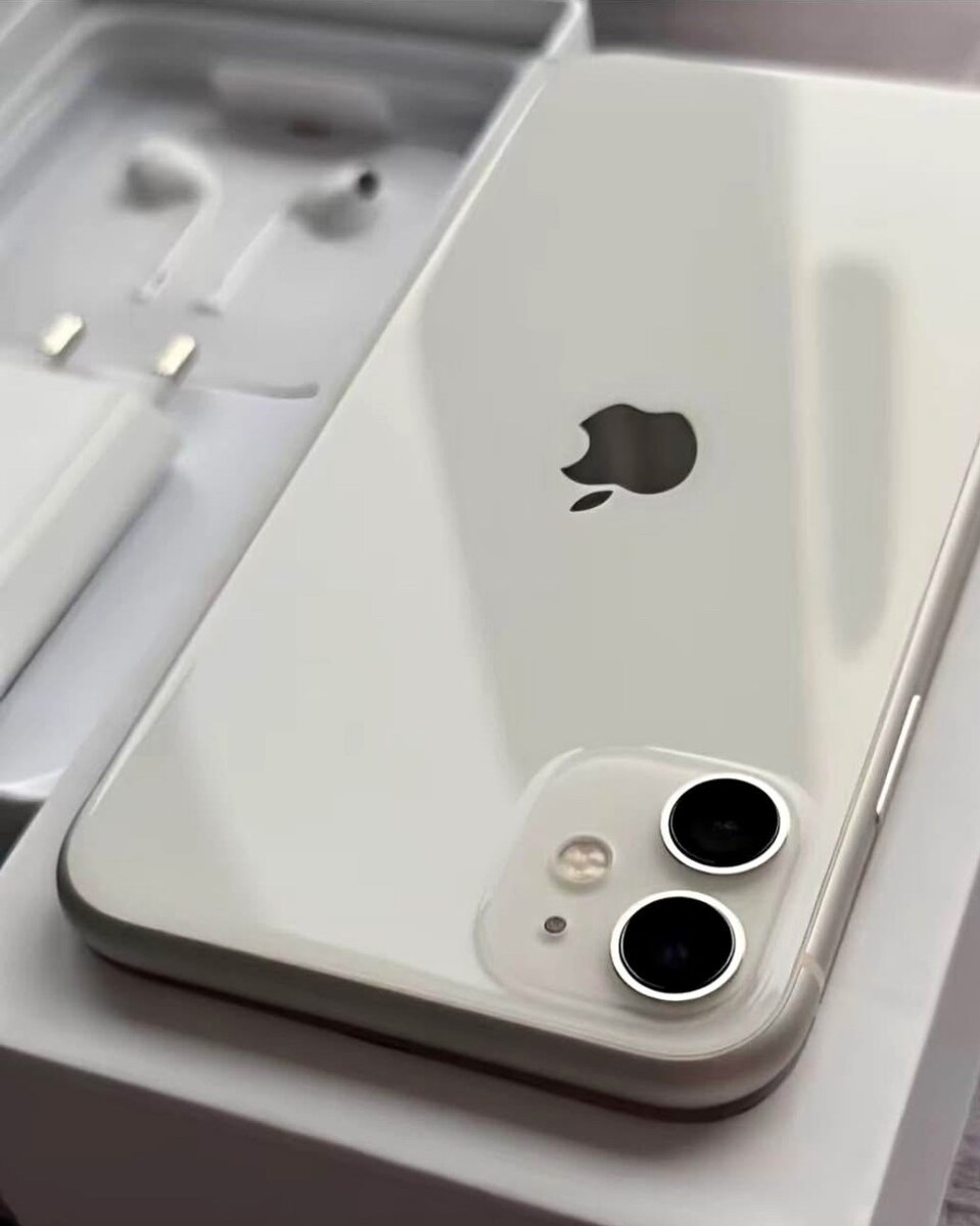 Smartphone moderne avec accessoires