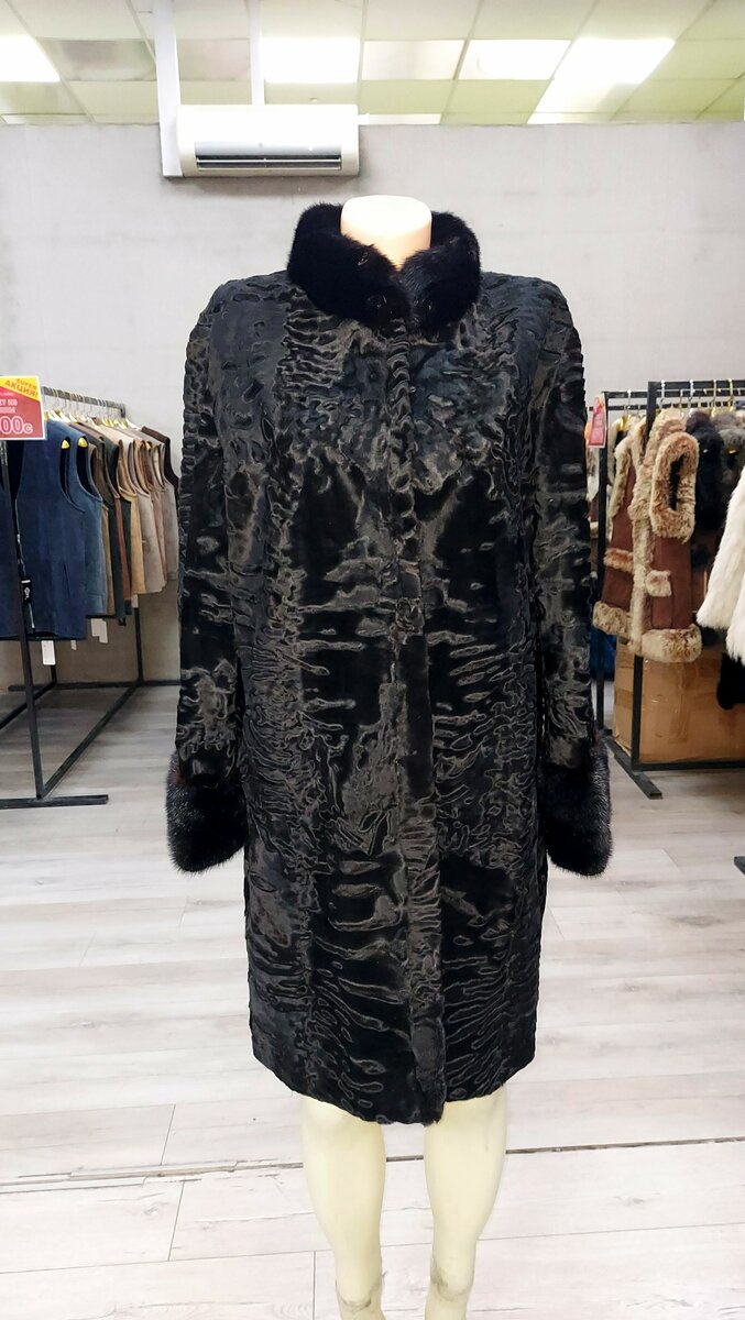 Шуба каракуль