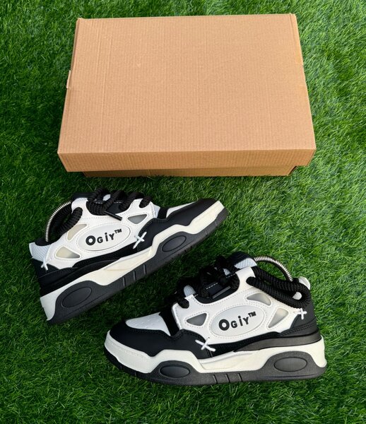 Adidas ogiy