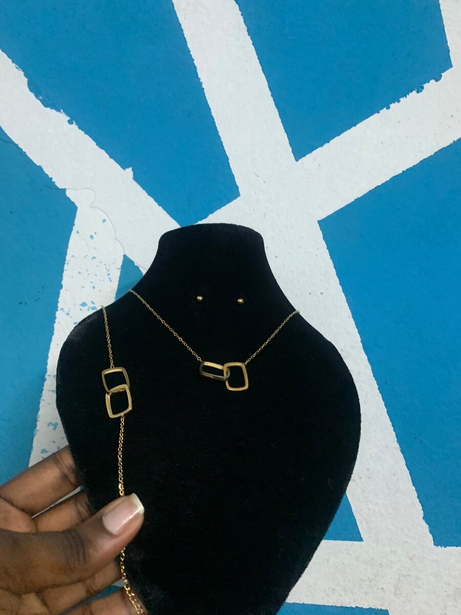 Parure Collier et Boucles