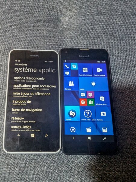 Nokia  Microsoft 550