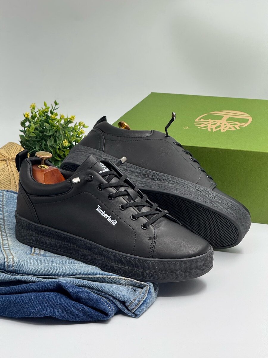 TIMBERLAND ALL BLACK