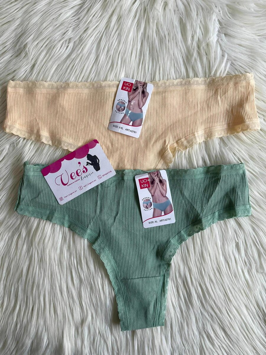 Strings et culottes pour femmes