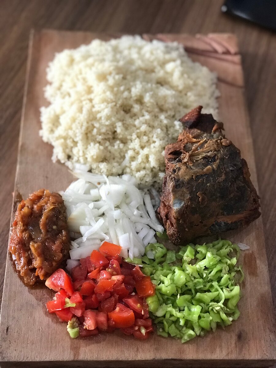 Garba avec attiéké de Dabou