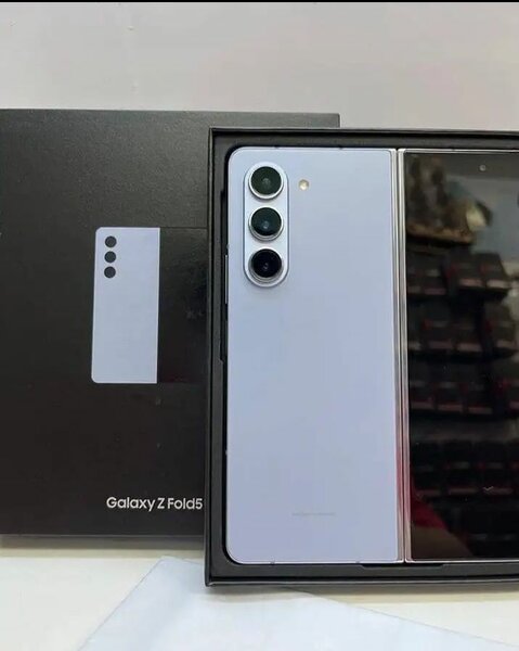 Galaxy Z Fold5 Smartphone Innovant