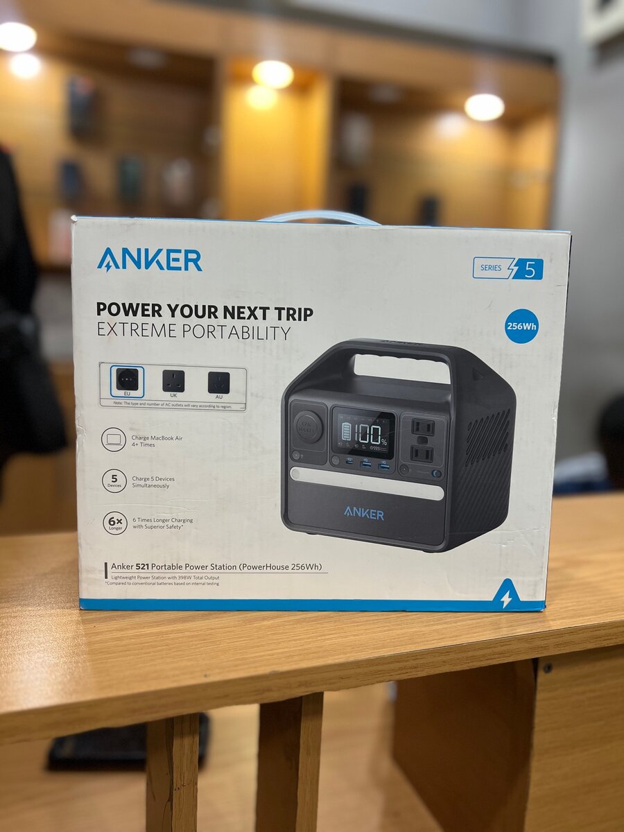 ANKER portable power station