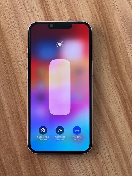 iPhone 13 simple