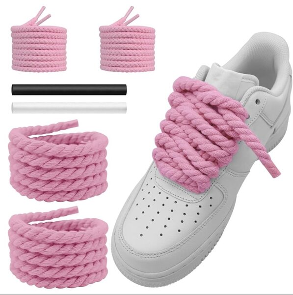 Basket tendance avec lacets épais