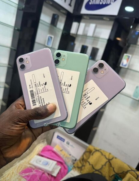 iPhone 11 simple