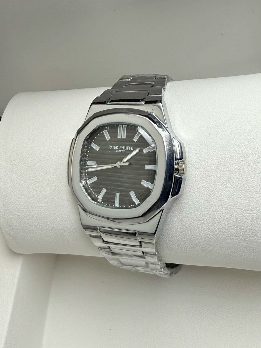 MONTRE PATEK PHILIPPE