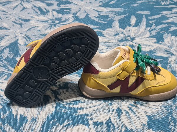 Wiz Khalifa black and yellow