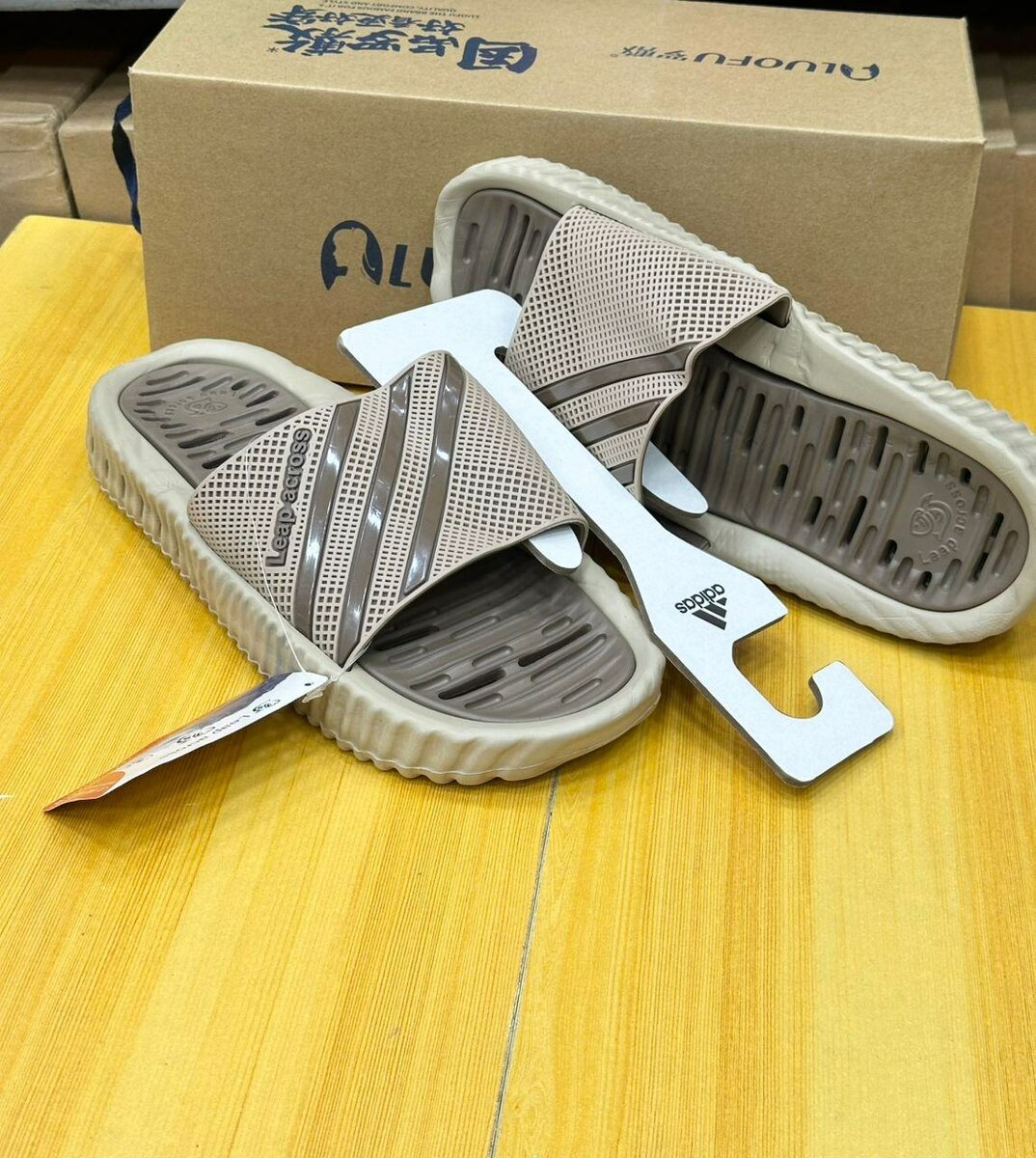 Claquettes confortables stylées