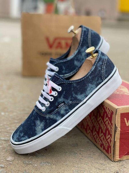 Vans simple