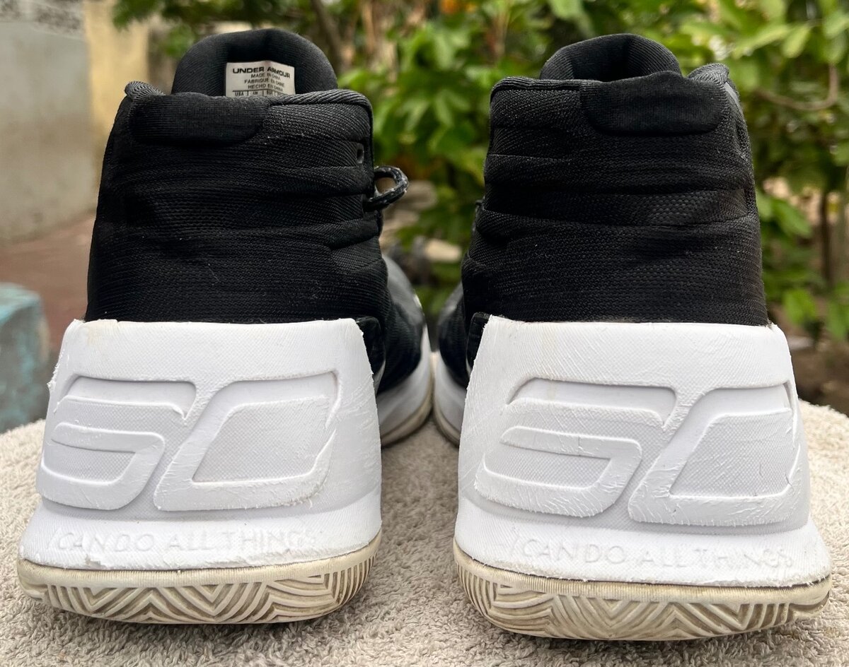 Under Armour Curry 3zer0