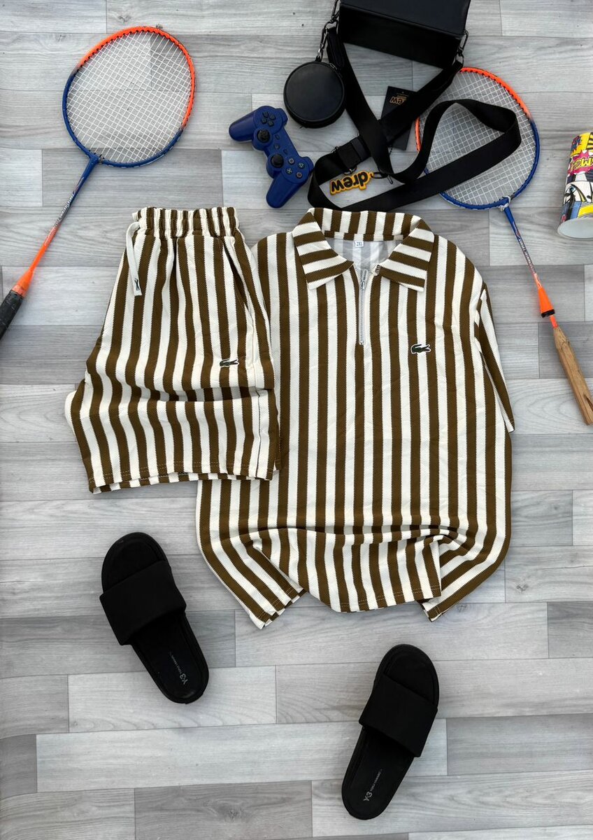 Tenue de sport rayée unisexe