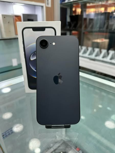 IPHONE 16e 128GIGA