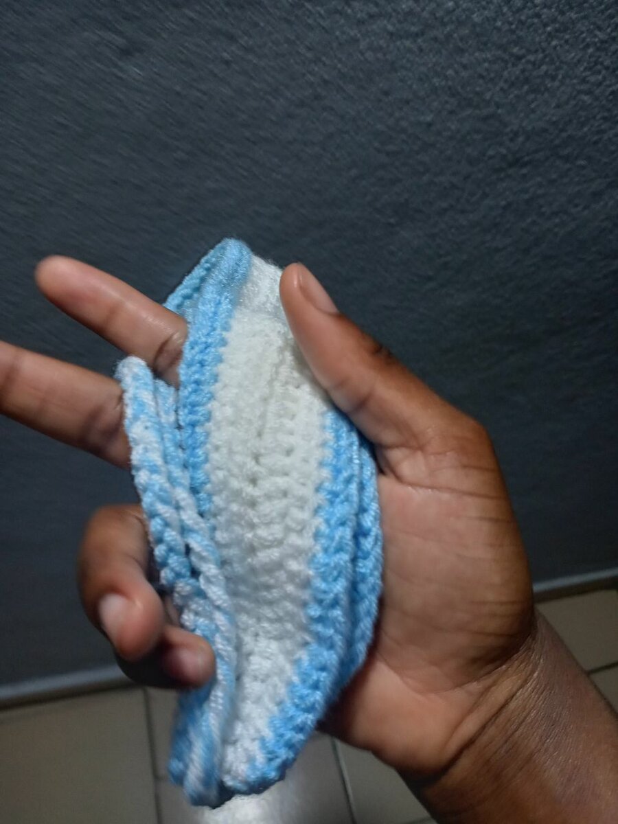 Bandeau tricoté doux bébé