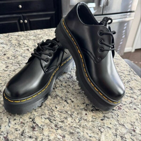 Chaussures plateformes Dr. Martens